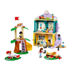 Nessiworld 42636 Lego Friends Heartlake City Kindergarten 239 pièces +4 ans