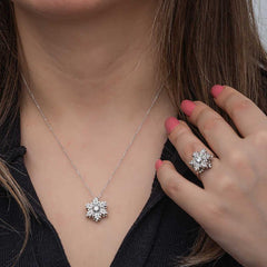 Silver Adjustable Snowflake Spinning Stress Women Set
