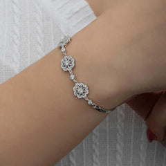 Bracelet pour femme en argent à motif de fleurs baguettes