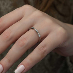 Bague navette en argent à cinq pierres pour femme