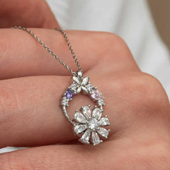 Silver White Spinning Flower Women's Necklace
