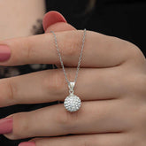 Collier pour femme en argent et cristal blanc