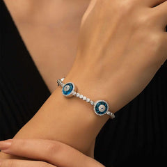 Bracelet triple œil en verre argenté et mauvais œil