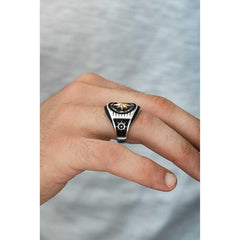 Bague homme en argent avec boussole détaillée et ancre