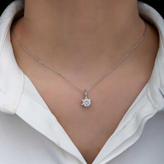 Collier pour femme en argent à motifs floraux