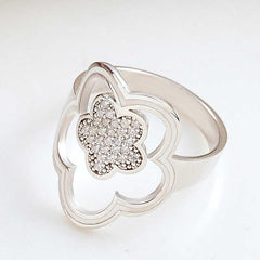 Silver Flower Patterned Women's Ring