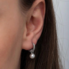 Silver Pearl Women's Earring