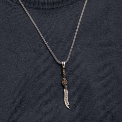 Gümüş Desenli Zülfikar Kılıcı Erkek Kolye