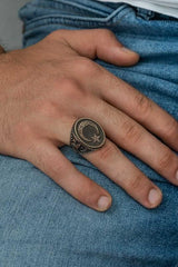 Bague pour homme en argent avec croissant et étoile gravés de l'alphabet turc