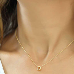 Collier pour femme avec lettre D 3D en argent et or