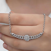 Collier pour femme en argent avec pierre baguette ovale et chaîne gourmette