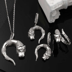 Silver Tiger Figured Woman Set