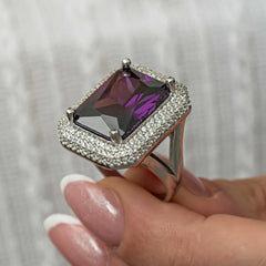 Bague pour femme en argent et pierre de zircon violet