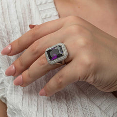 Bague pour femme en argent et pierre de zircon violet