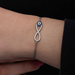 Bracelet infini en argent pour femme avec mauvais œil