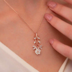 Silver Rose White Spring Flower Necklace