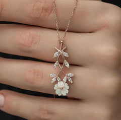 Silver Rose White Spring Flower Necklace