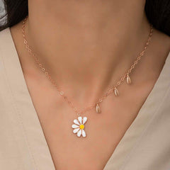 Silver Rose Daisy Loves Dislikes Ladies Necklace