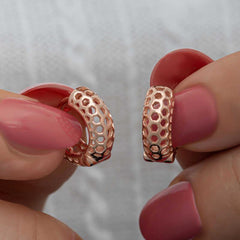 Silver Rose Honeycomb Patterned Hoop Women's Earrings