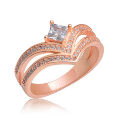 Bague pour femme en argent avec pierre unique rose