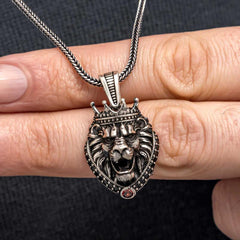 Silver Crowned Lion Figured Men's Necklace