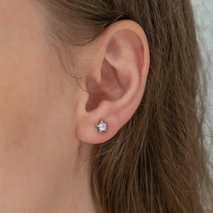 Boucles d'oreilles pour femme en argent avec pierre unique et étoile