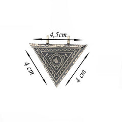 Collier amulette Tughra ouvrable en forme de triangle argenté