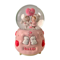 Nessiworld Snow Globe Love LLM-HDY0172