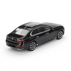 Nessiworld Mini GT 1/64 BMW i7 eDrive50 Black Sapphire Blister Pack