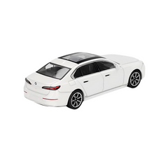 Nessiworld Mini GT 1/64 Bmw i7 XDrive60 Mineral White