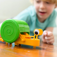 Nessiworld 4M Snail Robot Kit