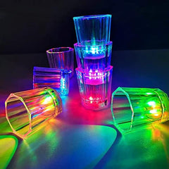 Nessiworld Tasse lumineuse à LED colorée en fibre optique 5,5 x 5,5 cm