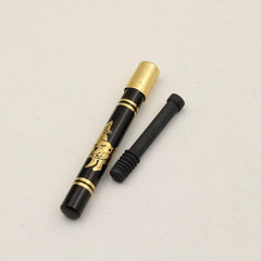 Jeu de cigarettes magiques NessiWorld : illusion de croissance et de rétrécissement des cigarettes