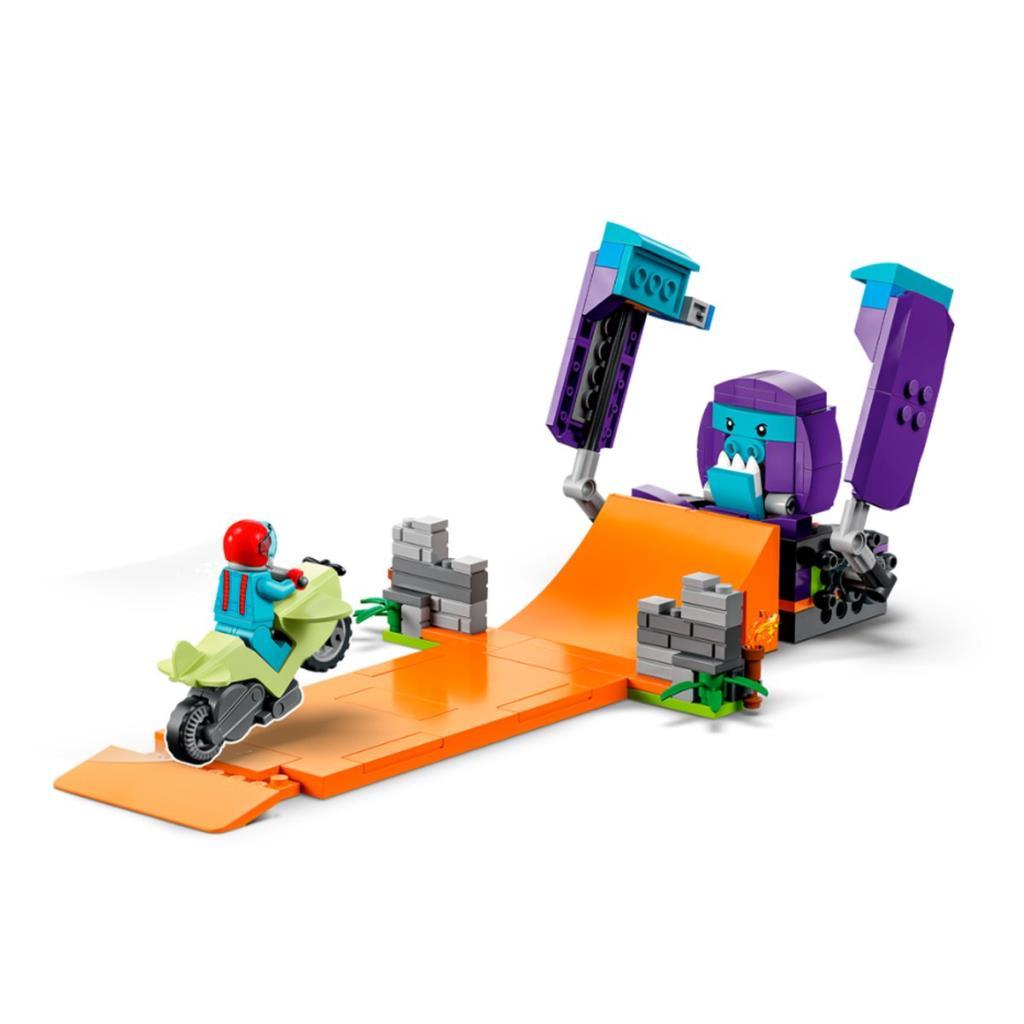 60338 Lego City - Chimpanzee Fist Show Ring 226 pieces 7 years +