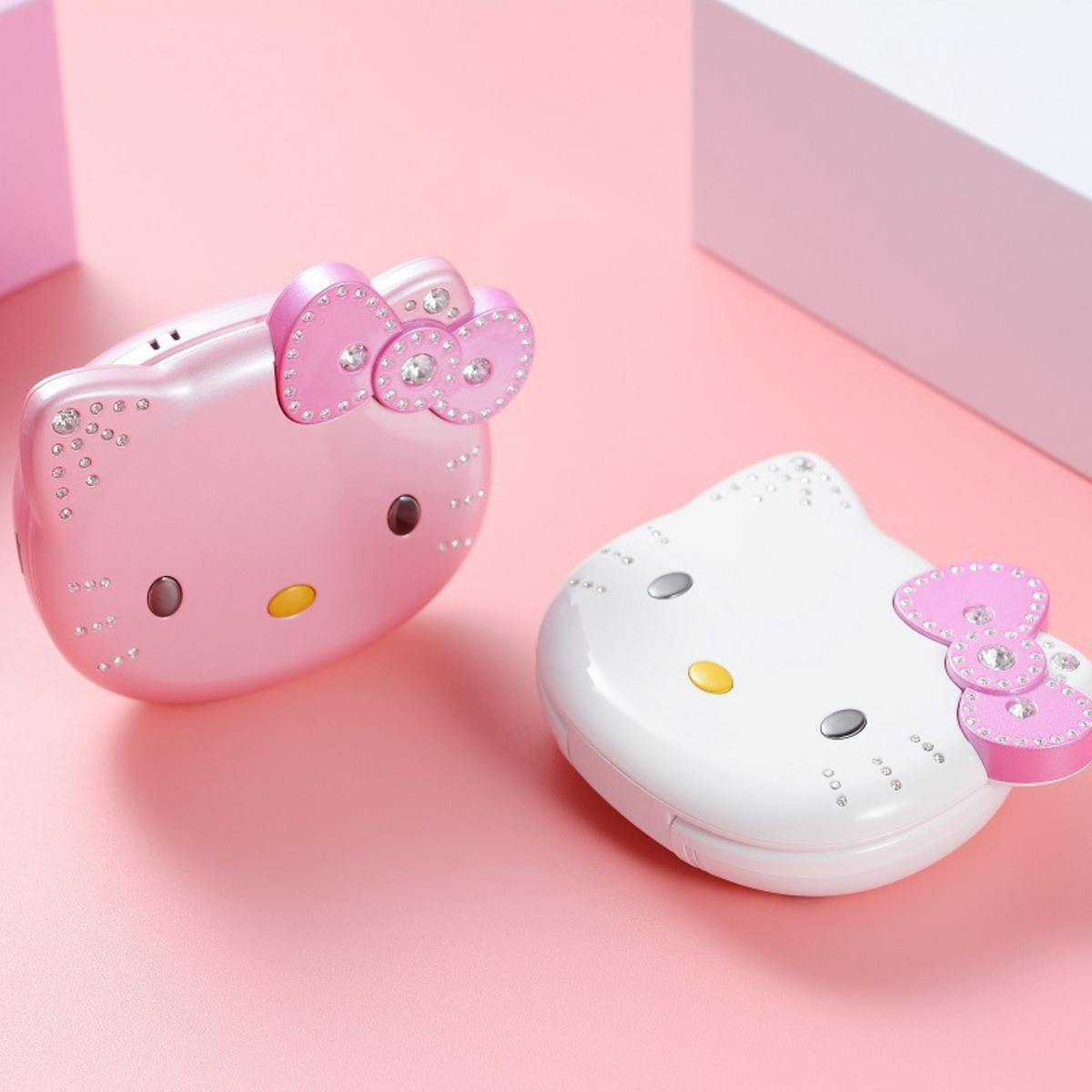 Meanyou Hello Kitty Mini Cep Telefonu