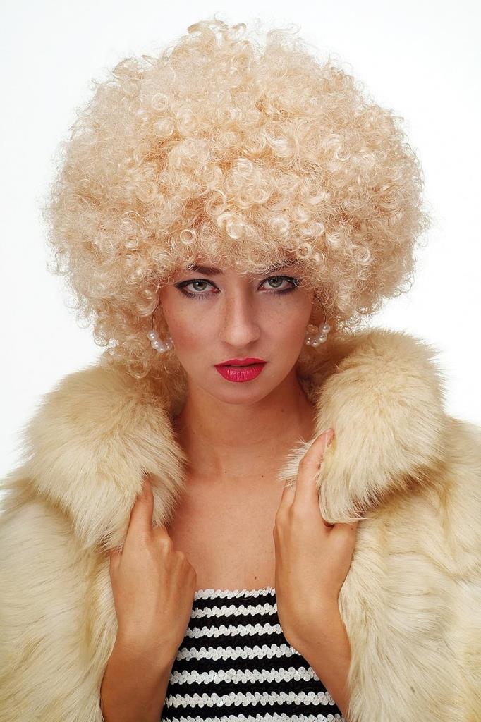 Nessiworld Gold Color Curly Afro Bonus Wig Hair Party Wig Platinum Gold