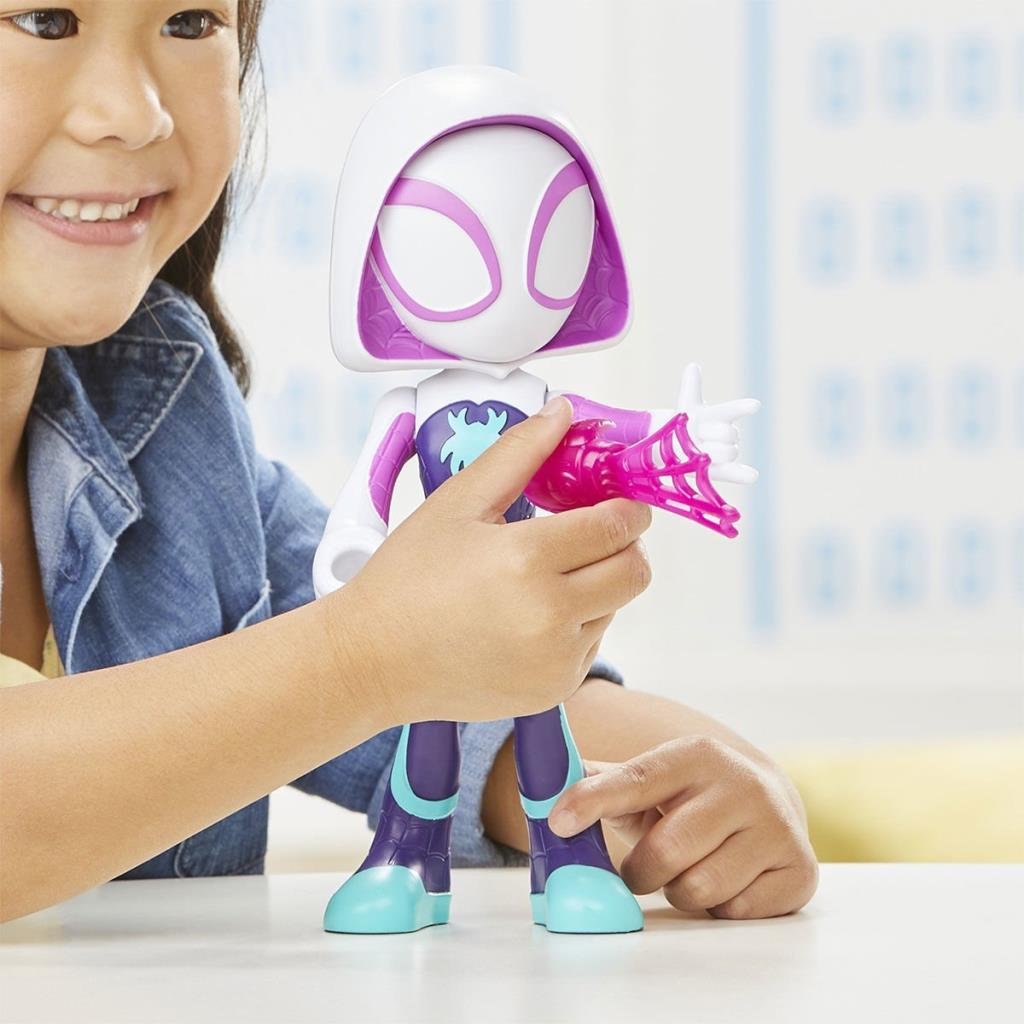 Nessiworld F3988 Spidey ve İnanılmaz Arkadaşları - Dev Figür Miles Morales +3 yaş