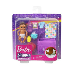 GHV83 Featured Mini Dolls Barbie Babysitter