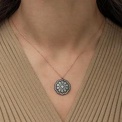 Silver Flower Patterned Diamond Mounted Necklace