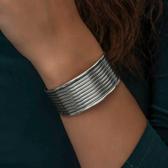 Bracelet pour femme en argent à motifs antiques