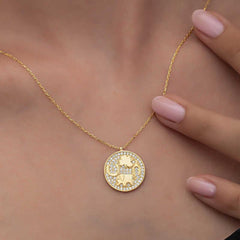 Collier porte-bonheur pour femme avec motif éléphant en argent et or