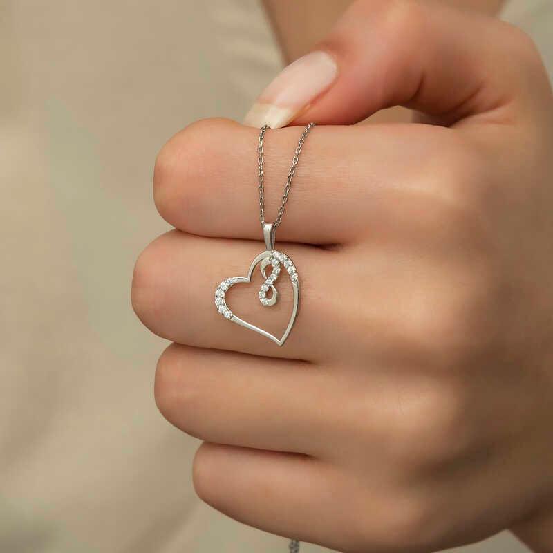 Collier femme Cœur Infini en Argent