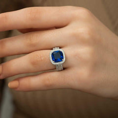 Bague pour femme en argent bleu baguette