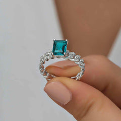 Silver Dark Green Baguette Stone Women's Ring