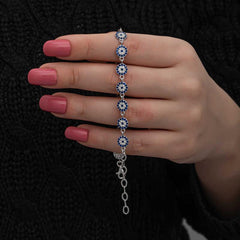 Bracelet femme en argent avec perles contre le mauvais œil