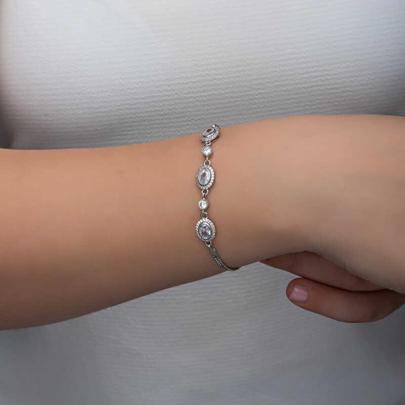 Bracelet femme en argent avec pierre ovale