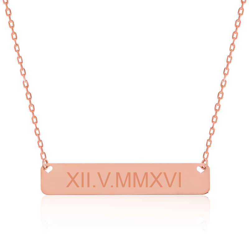 Collier personnalisé avec date et chiffres romains en argent rose