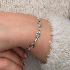 Silver Filigree Leaf Patterned Women's Bracelet