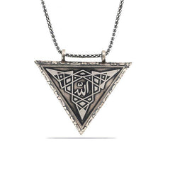Collier amulette Allah ouvrable en forme de triangle argenté