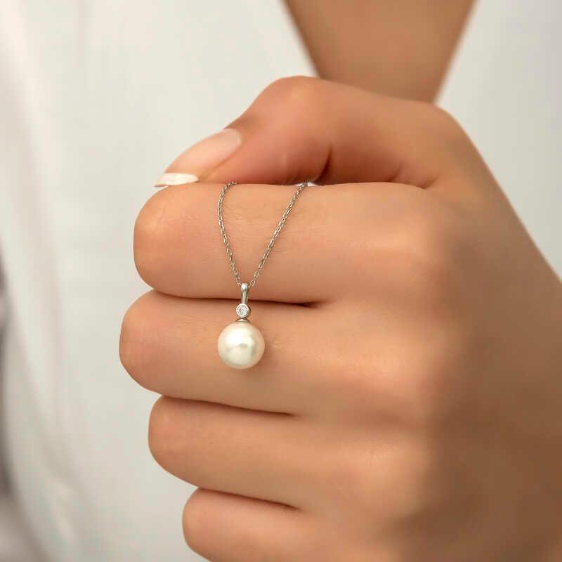 Silver Round Pearl Women's Necklace